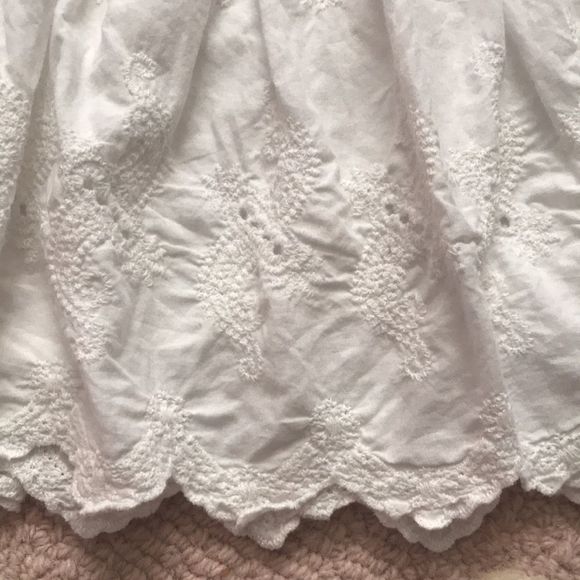 Zara white eyelet skirt - Picture 2 of 3